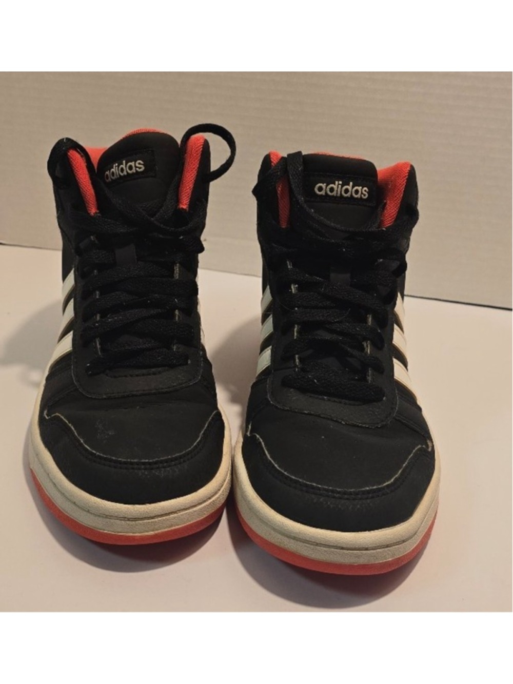 Boys Adidas hoops sneakers size 7